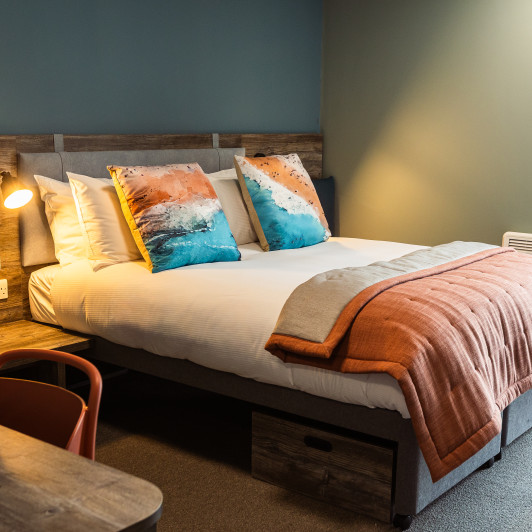 The Edge bed