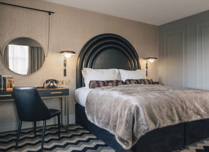 CF Gotham Newcastle 10 Lights