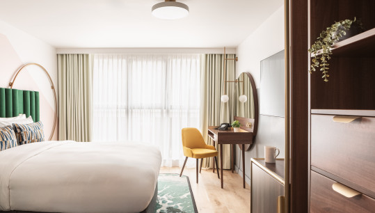 Curtis Indigo Clerkenwell 276
