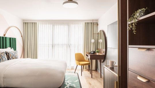 Curtis Indigo Clerkenwell 276
