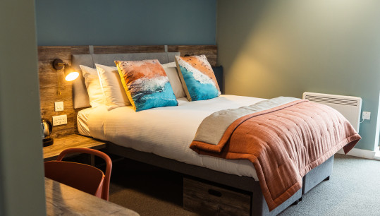 The Edge bed