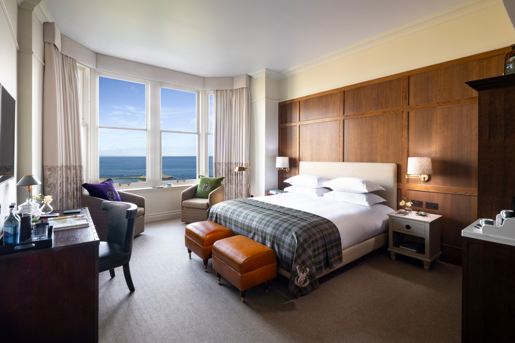 Deluxe with sea view Dunluce 001