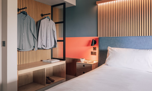 CF Village Reading 006 HDR Lights